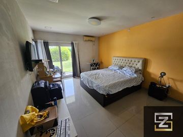 Casa en venta de 3 dormitorios c/ cochera en Los Talas