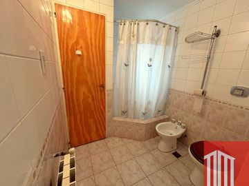 Casa en venta de 3 dormitorios c/ cochera en Bella Vista