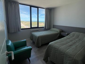 VENTA SEMI PISO  EDIFICIO ALFAR MONTE DEL ESTE
