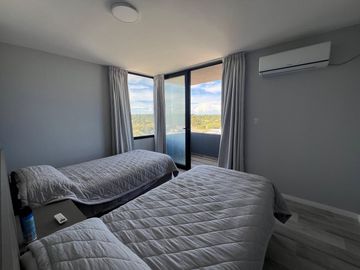 VENTA SEMI PISO  EDIFICIO ALFAR MONTE DEL ESTE