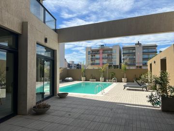 VENTA SEMI PISO  EDIFICIO ALFAR MONTE DEL ESTE