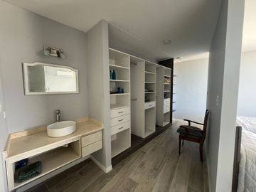 VENTA SEMI PISO  EDIFICIO ALFAR MONTE DEL ESTE