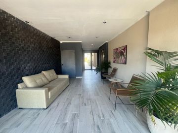VENTA SEMI PISO  EDIFICIO ALFAR MONTE DEL ESTE