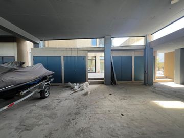 VENTA SEMI PISO  EDIFICIO ALFAR MONTE DEL ESTE