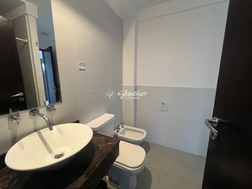 Departamento en venta de 1 dormitorio c/ cochera en Campana