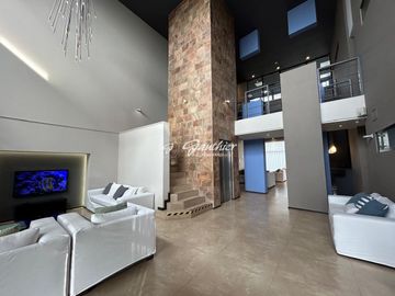 Departamento en venta de 1 dormitorio c/ cochera en Campana