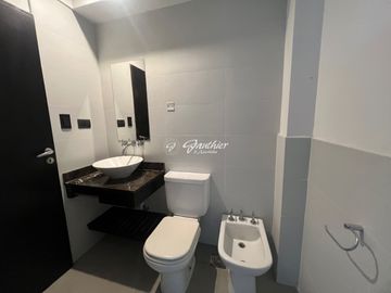 Departamento en venta de 1 dormitorio c/ cochera en Campana