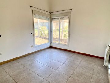 Casa en venta de 2 dormitorios c/ cochera en Patagonia