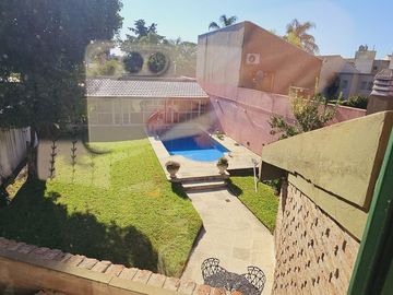 VENTA CHALET 4 AMB C/QUINCHO Y PILETA EL PALOMAR