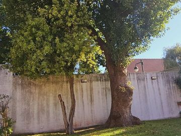 VENTA CHALET 4 AMB C/QUINCHO Y PILETA EL PALOMAR