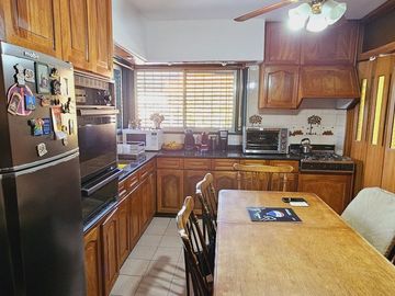 VENTA CHALET 4 AMB C/QUINCHO Y PILETA EL PALOMAR
