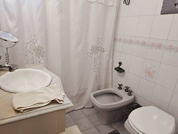 VENTA CHALET 4 AMB C/QUINCHO Y PILETA EL PALOMAR