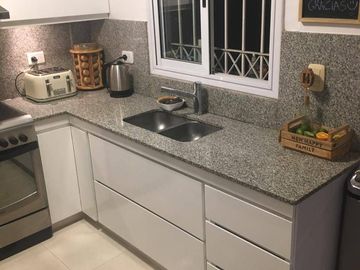 Dúplex en venta de 3 dormitorios c/ cochera en Villa Luro
