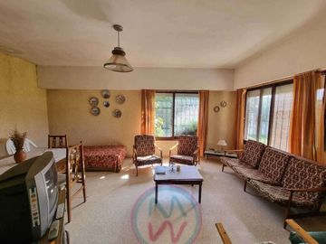 Chalet en venta de 4 dormitorios en Zona Sur