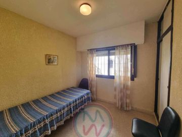 Chalet en venta de 4 dormitorios en Zona Sur