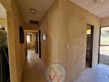 Chalet en venta de 4 dormitorios en Zona Sur