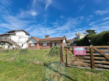 Chalet en venta de 4 dormitorios en Zona Sur