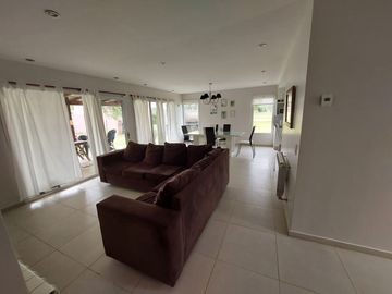 Venta Casa 3 Ambientes - Camet Norte
