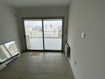 Departamento en venta de 3 dormitorios c/ cochera en Naposta