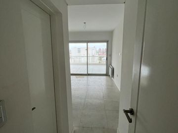 Departamento en venta de 3 dormitorios c/ cochera en Naposta