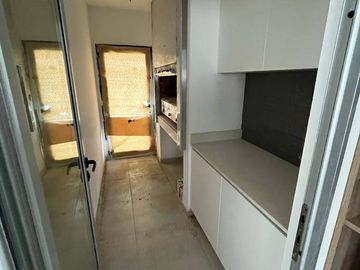 Departamento en venta de 3 dormitorios c/ cochera en Naposta