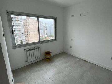 Departamento en venta de 3 dormitorios c/ cochera en Naposta