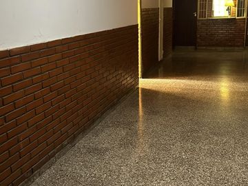 Dpto Venta 2 dorm. apto credito, profesional y comercial Las Piedras al 1000 Tuc