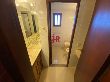 CODIGO 707 - CASA EN ALQUILER TEMPORARIO - ZONA GOLF -  PINAMAR - 4 HABITACIONES