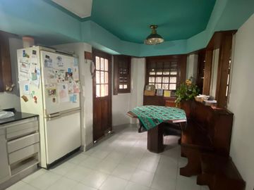 Casa en venta de 3 dormitorios c/ cochera en Ramos Mejía