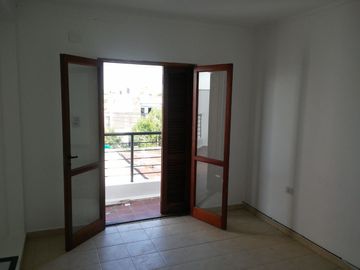 SE VENDE DEPARTAMENTO DUPLEX DE 1 DORMITORIO