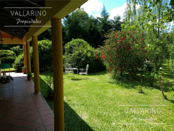 Casa en venta de 3 dormitorios c/ cochera en Colón