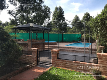 Casa en venta de 3 dormitorios c/ cochera en Colón