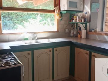 Casa en venta de 2 dormitorios c/ cochera en Villa La Angostura