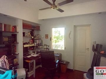 Venta Monte Grande Barrio Mirasoles Chalet c/ Cochera Quincho Galeria y Pileta