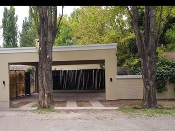 Venta De Casa En Barrio Privado La Capilla