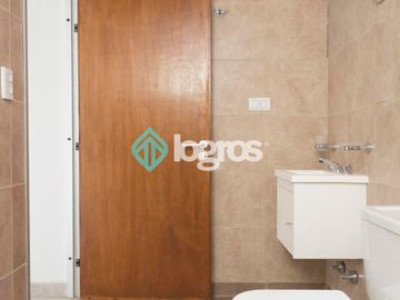 Departamento en venta de 1 dormitorio con cochera en macrocentro