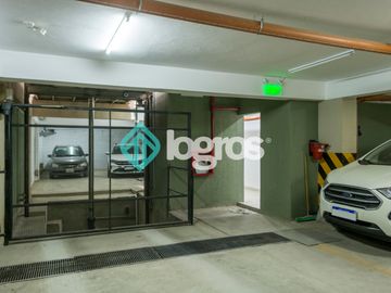 Departamento en venta de 1 dormitorio con cochera en macrocentro