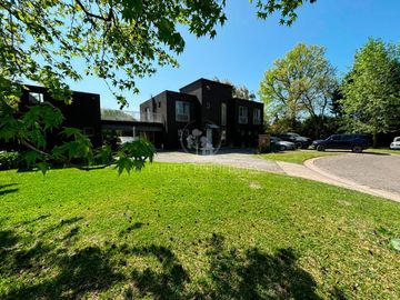 Oportunidad Casa en venta Barrio El Establo - Haras del Pilar. Veni a conocerla!
