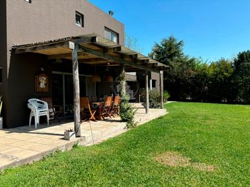 Oportunidad Casa en venta Barrio El Establo - Haras del Pilar. Veni a conocerla!