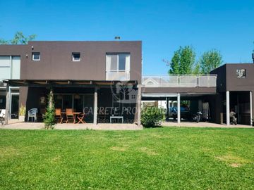 Oportunidad Casa en venta Barrio El Establo - Haras del Pilar. Veni a conocerla!