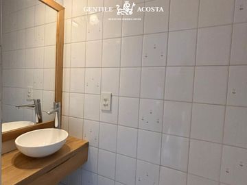Departamento en venta de 2 dormitorios c/ cochera en Tandil