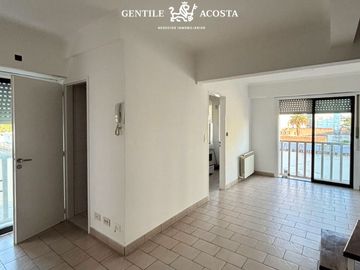 Departamento en venta de 2 dormitorios c/ cochera en Tandil