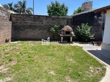 Casa en venta de 3 dormitorios c/ cochera en Belén de Escobar