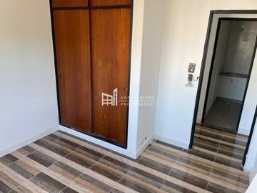 Casa en venta de 3 dormitorios c/ cochera en Belén de Escobar