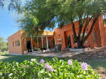 Casa en venta de 1 dormitorio c/ cochera en Chacras Del Valle Nuevo
