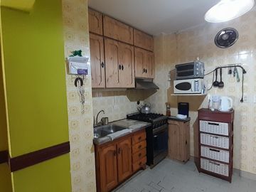 VENTA DE CASA 3 AMBIENTES EN HURLINGHAM