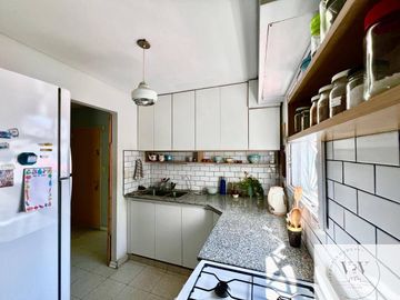 Casa en venta de 1 dormitorio c/ cochera en Villa Hipódromo