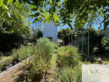 Casa en venta de 1 dormitorio c/ cochera en Villa Hipódromo