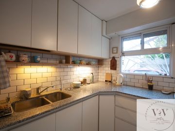 Casa en venta de 1 dormitorio c/ cochera en Villa Hipódromo