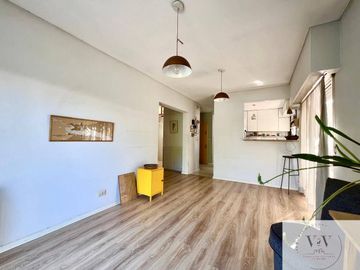 Casa en venta de 1 dormitorio c/ cochera en Villa Hipódromo